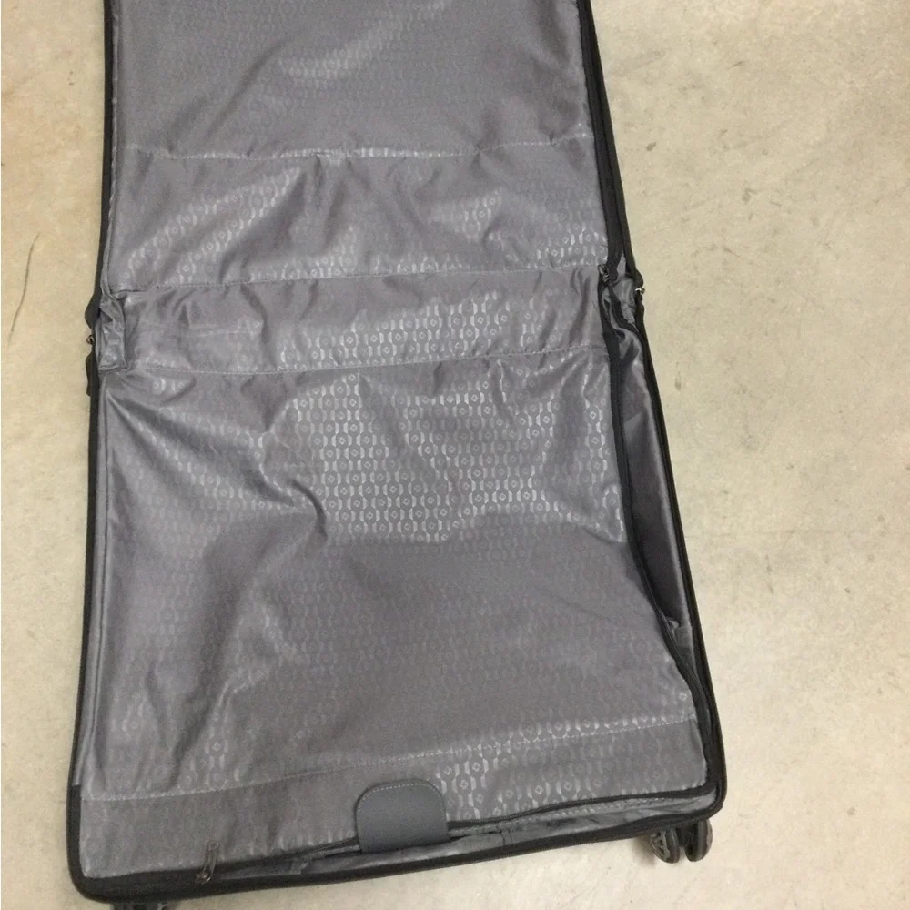 Men's Black Rolling Garment Bag - Professional Travel Luggage
